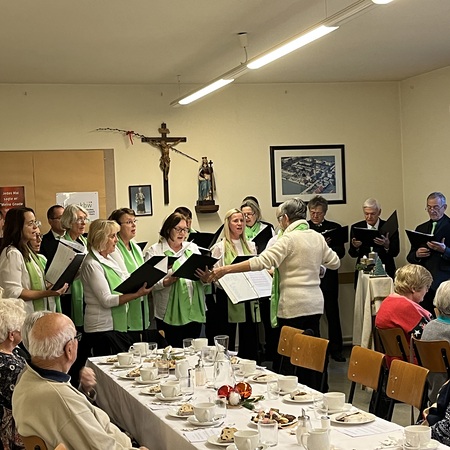 Traditionelle Weihnachtsfeier für alleinstehende Senioren